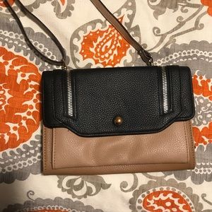 Jessica Simpson crossbody bag